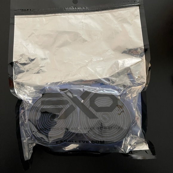 NWT Exo Sleeve - Picture 4 of 4